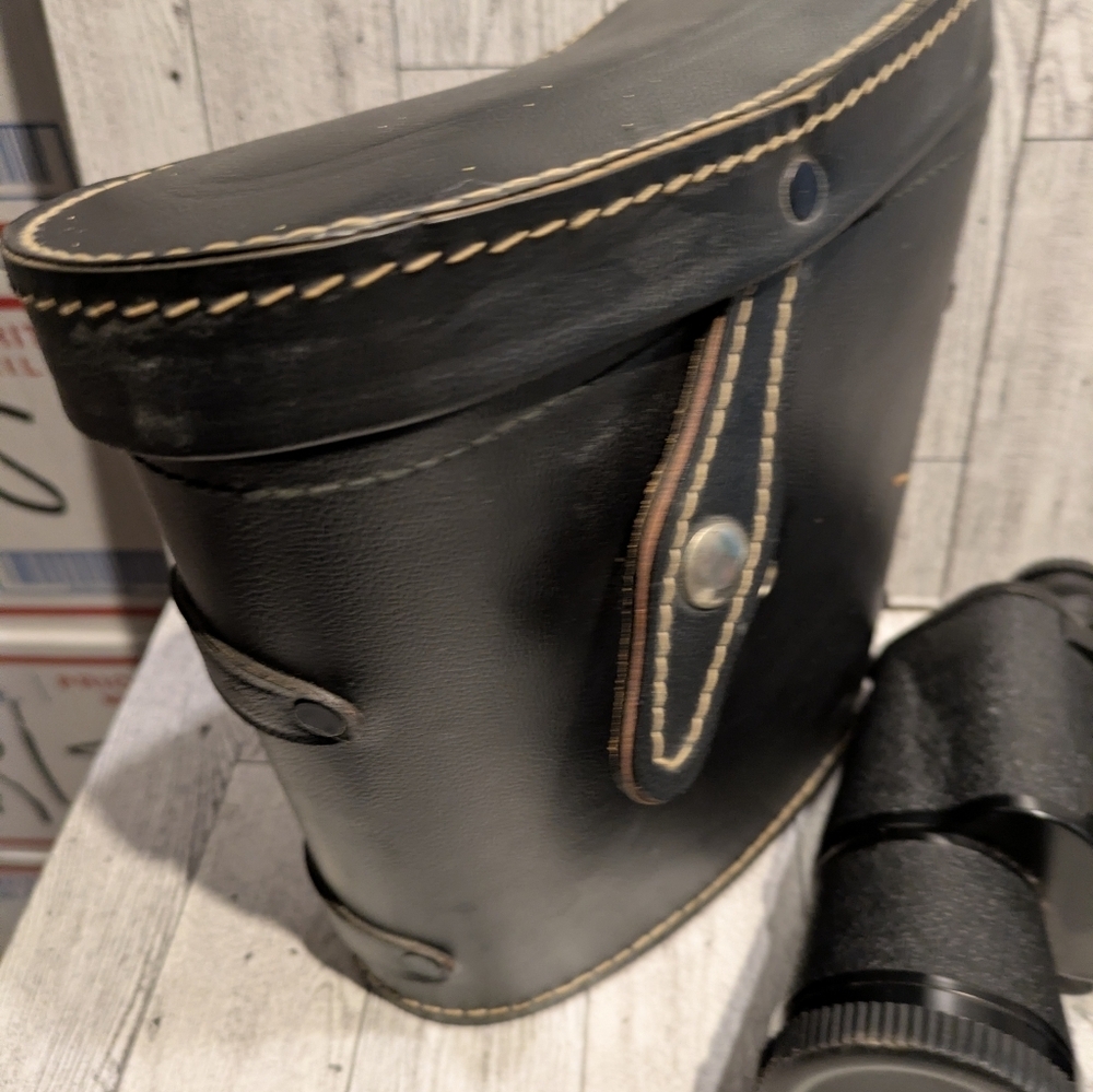 Classic Black Binoculars with Hard Case - Picture 4 of 16